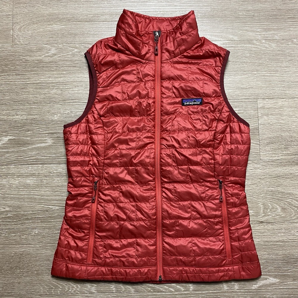 Patagonia Nano Puff Vest Women's S Red Full Zip Quilted Hike Outdoor Performance